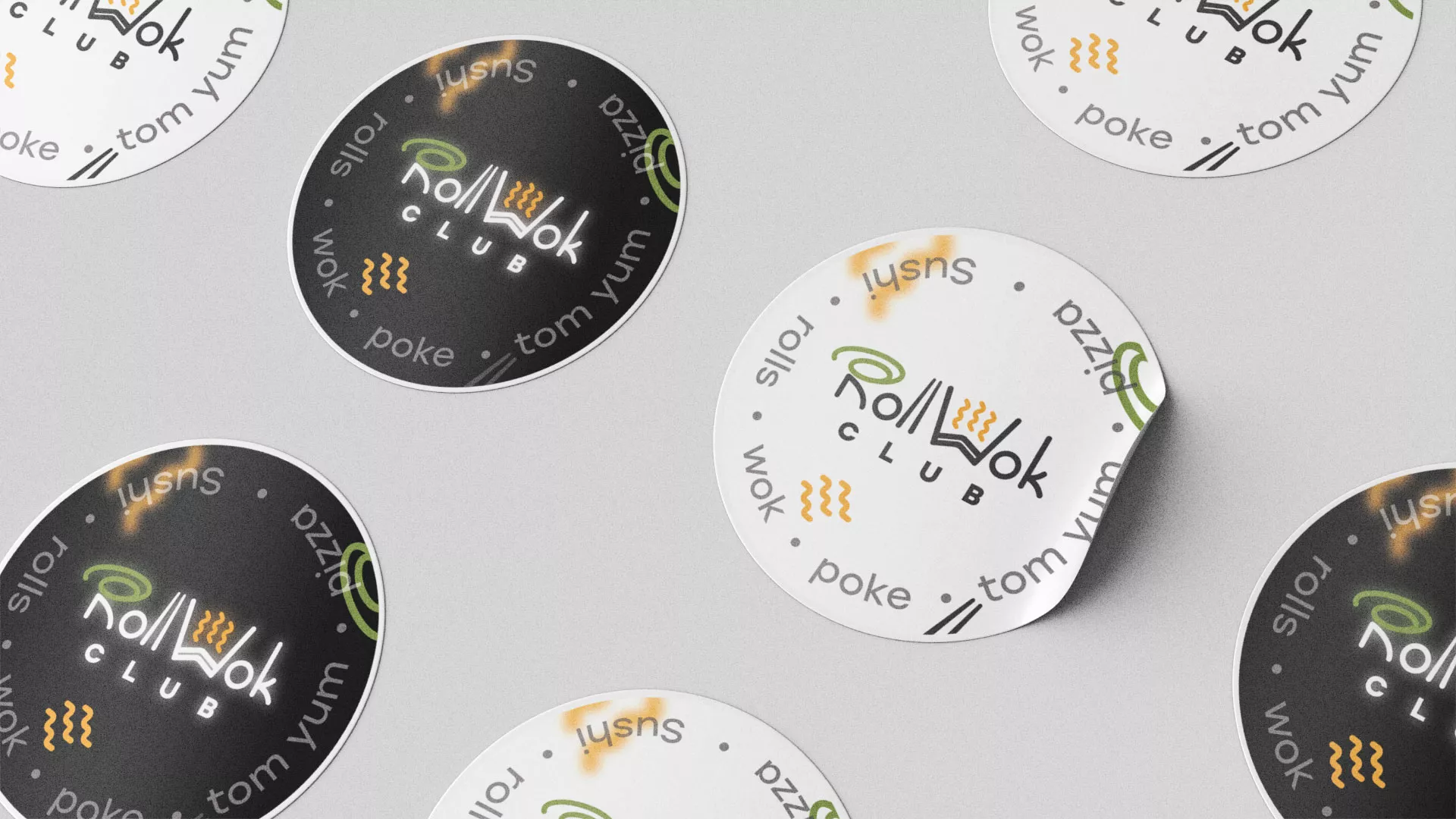 Разработка наклеек для суши-бара «Roll Wok Club» в Комсомольске